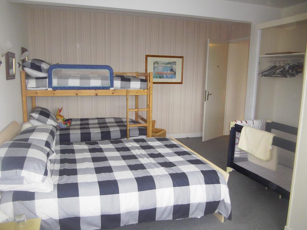 Lenard Charles Bed & Breakfast Juvigny-Val-d'Andaine 객실 사진