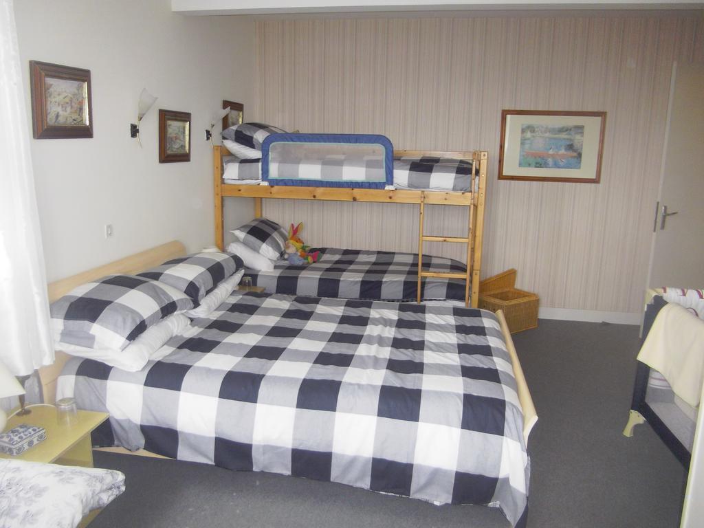 Lenard Charles Bed & Breakfast Juvigny-Val-d'Andaine 객실 사진